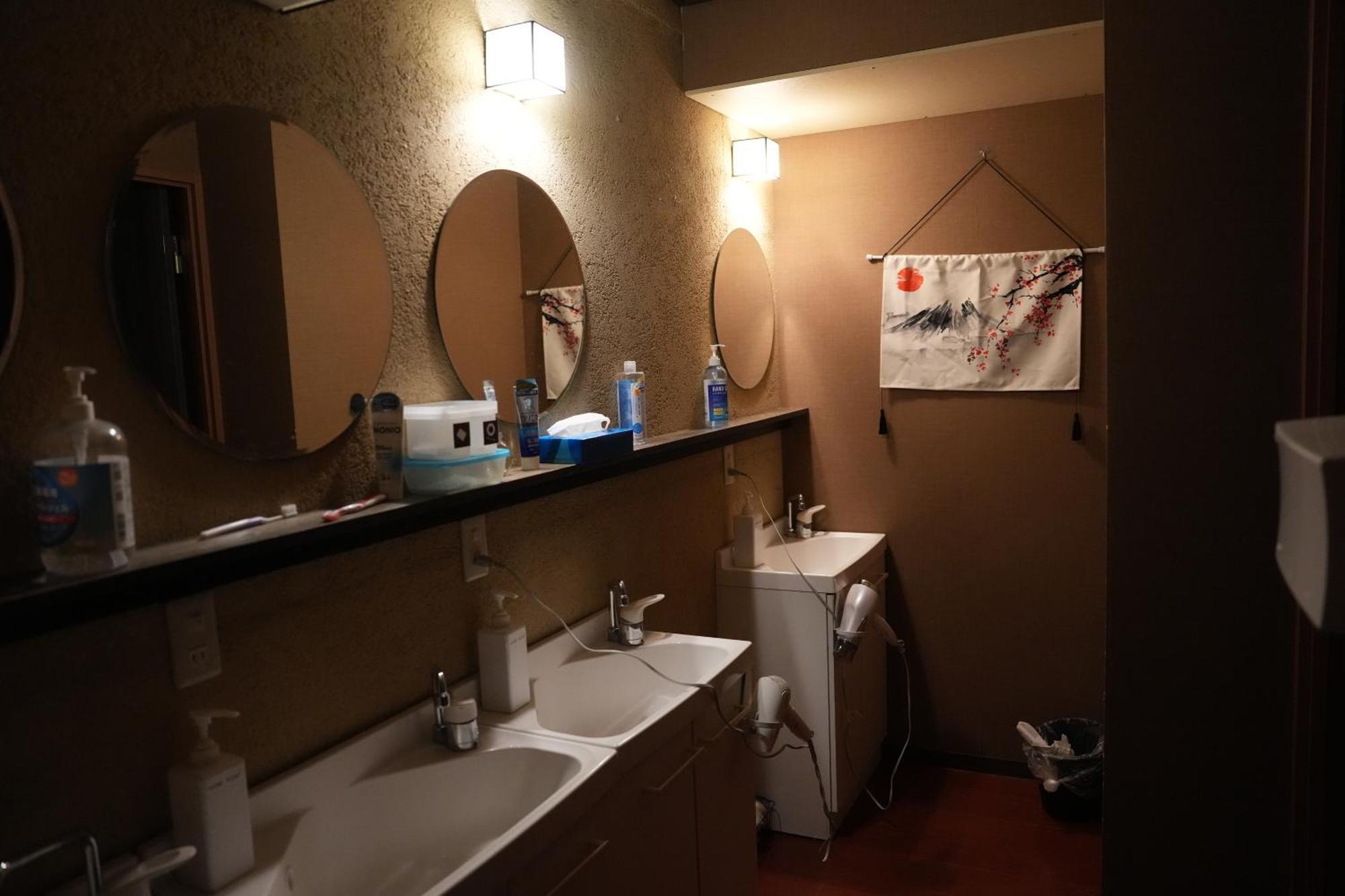 Guest House Tokyo Samurai Exterior photo